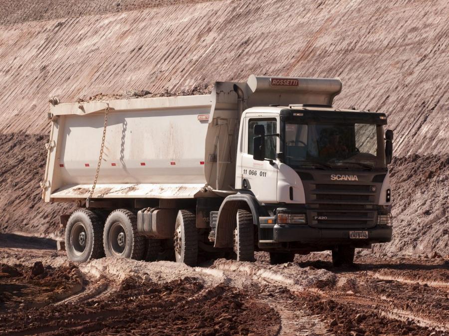  Scania P420 8x4 Tipper 2004 года  (фото 6 из 16)